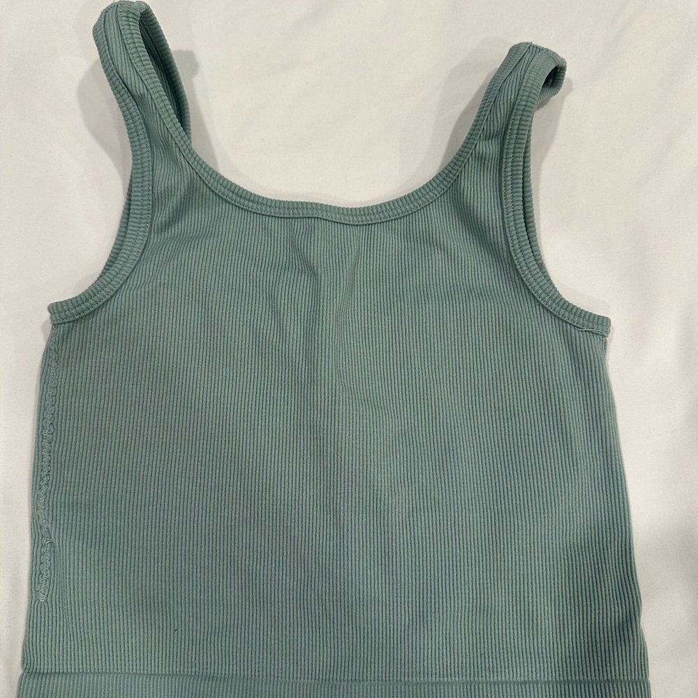Pro Fit Sage Green Ribbed Tank Top - Picture 4 of 4